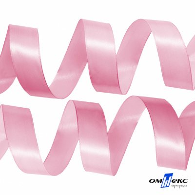 050-нежно-розовый Лента атласная упаковочная (В) 85+/-5гр/м2, шир.25 мм (1/2), 25+/-1 м - купить в Междуреченске. Цена: 53.96 руб.