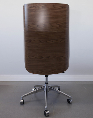 Кресло из натуральной кожи, каркас дерево арт. FX-BC06 - купить в Междуреченске. Цена 34 820.52 руб.